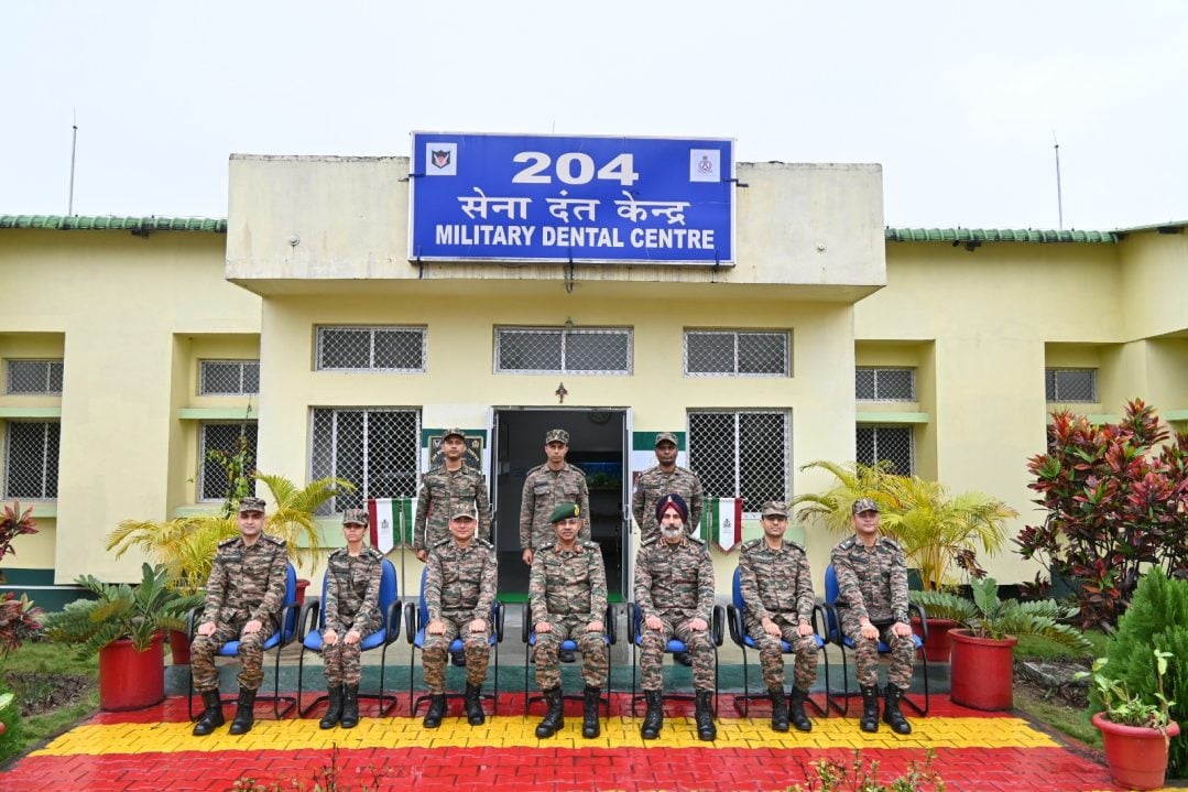 Group Photo of Officers 30