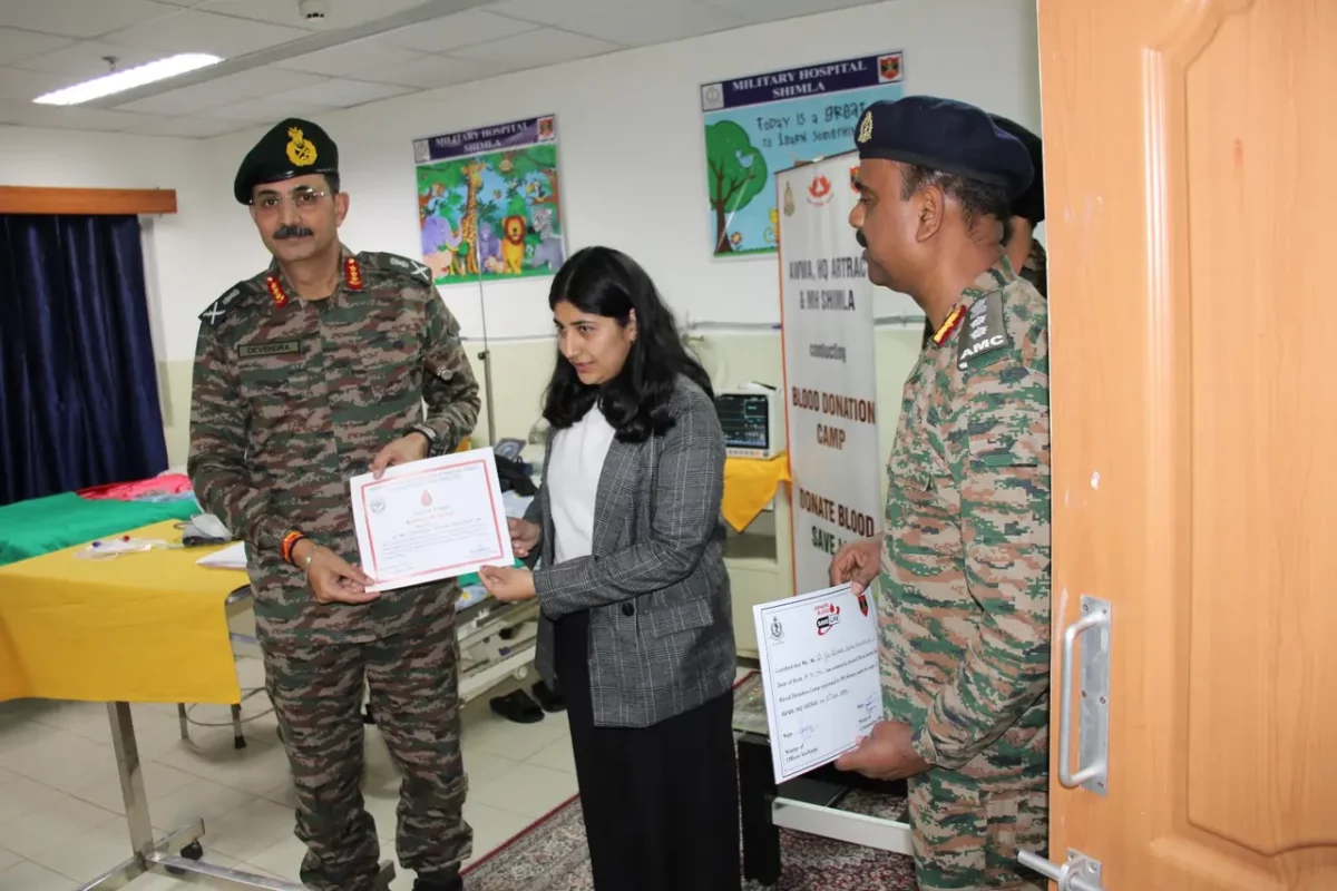 Lt Gen Devendra Sharma Giving Certificate