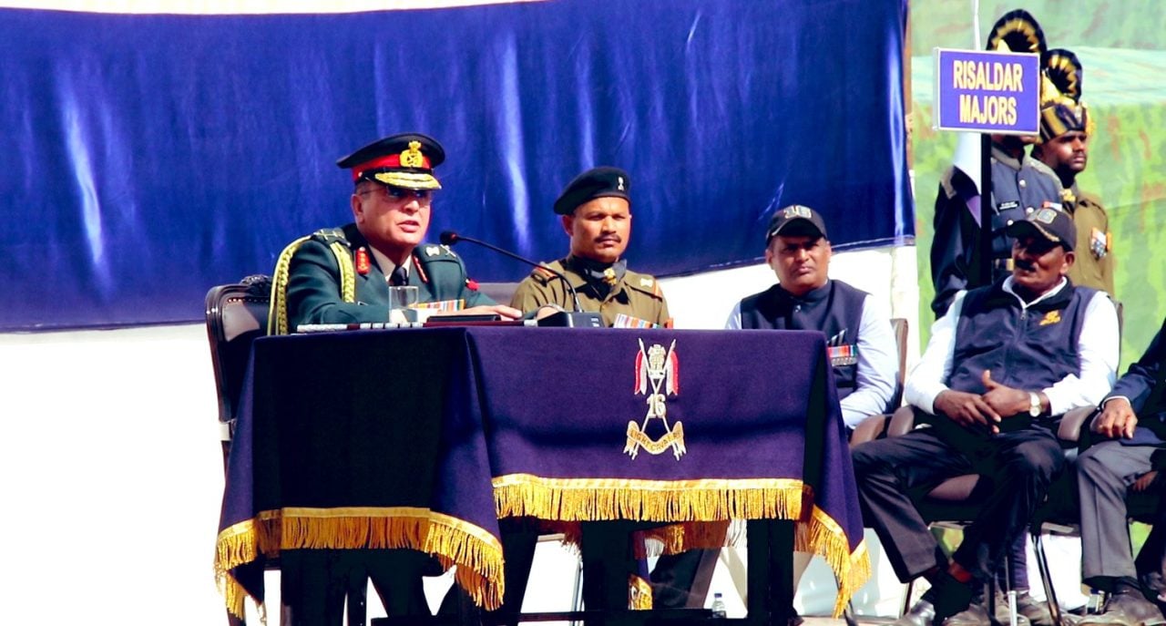 Lt Gen Dhiraj Seth Discussing