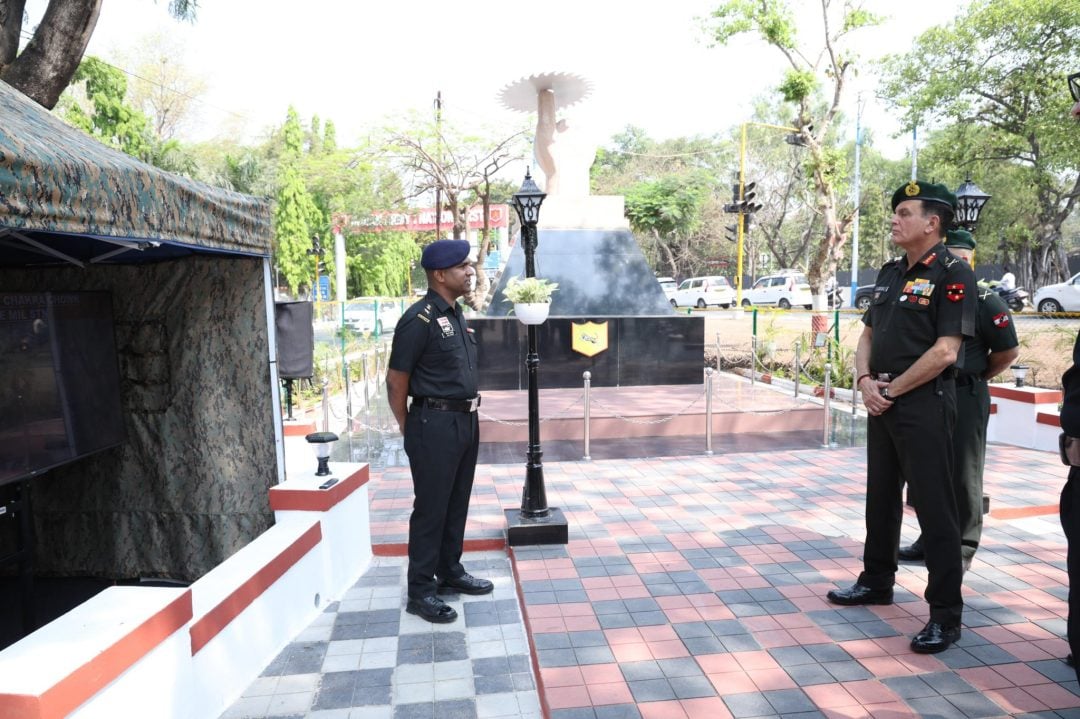 Lt Gen Dhiraj Seth Reviewing 3