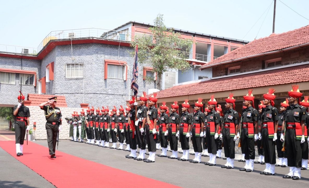 Lt Gen Dhiraj Seth Saluting
