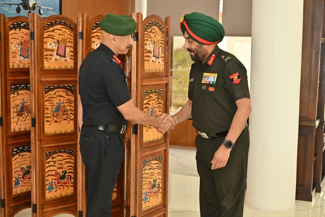Lt Gen Manjinder Singh Shaking Hands