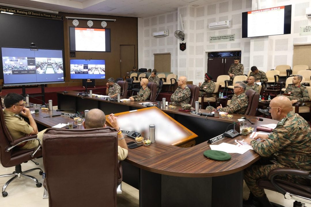 Lt Gen Pratik Sharma Reviewing 2