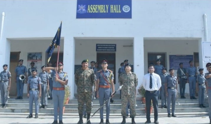 Lt Gen Pratik Sharma at Sainik School
