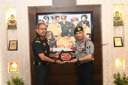 Lt Gen RC Tiwari and Lt Gen Vikas Lakhera