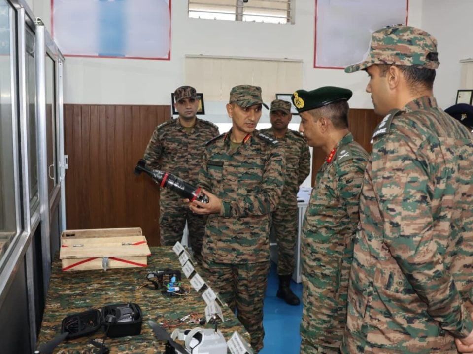 Maj Gen EME Reviewing