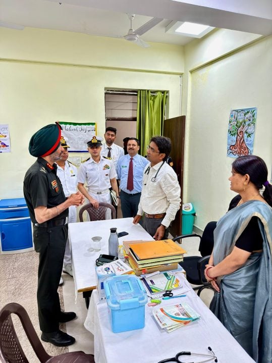 Maj Gen Mandeep Singh Interacting