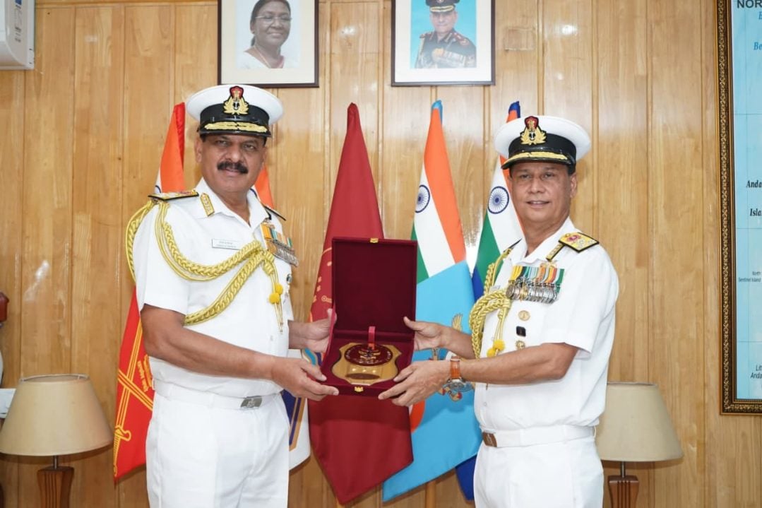 Admiral DK Tripathi with Memento