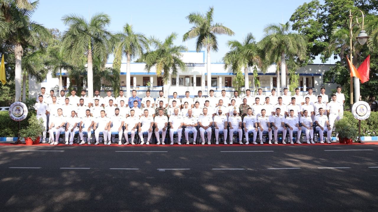 Group Photo of Officers 25