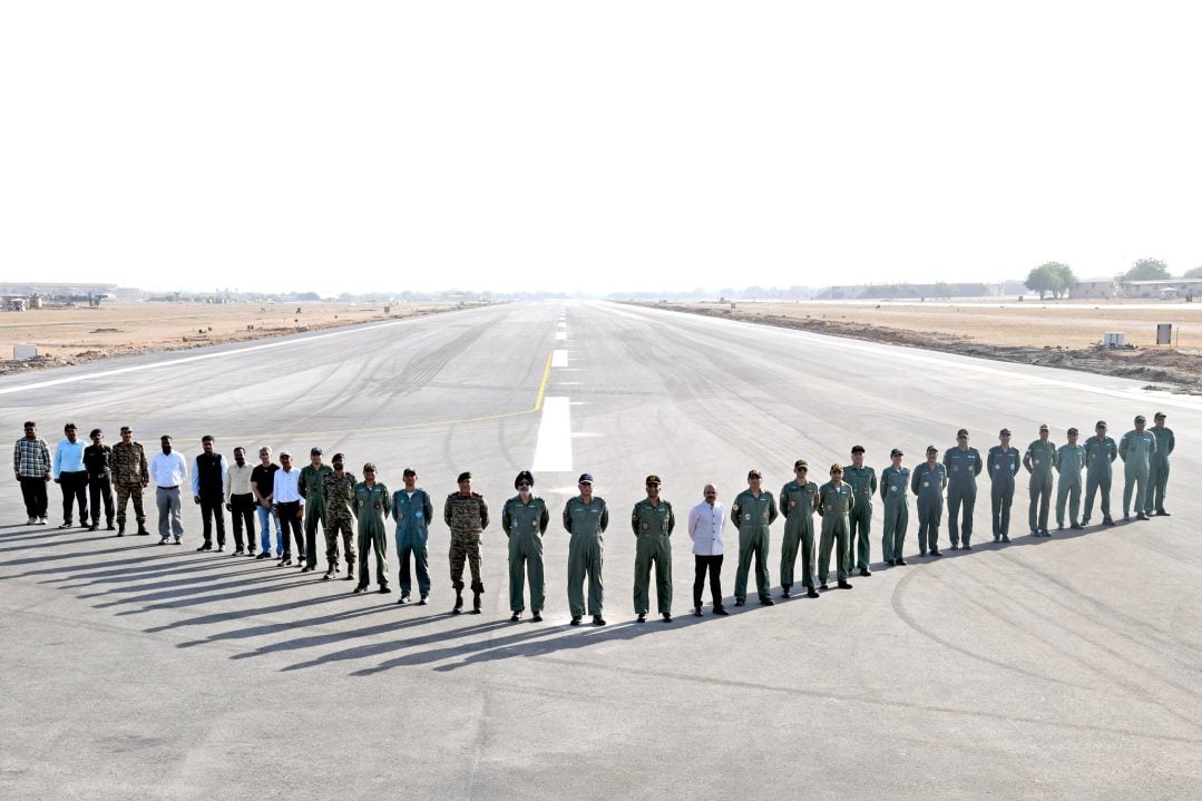 Group Photo of Officers 40