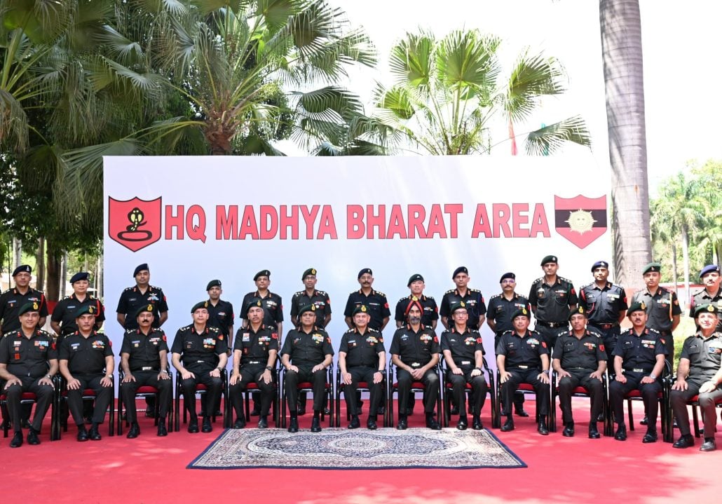 Group Photo of Officers 41