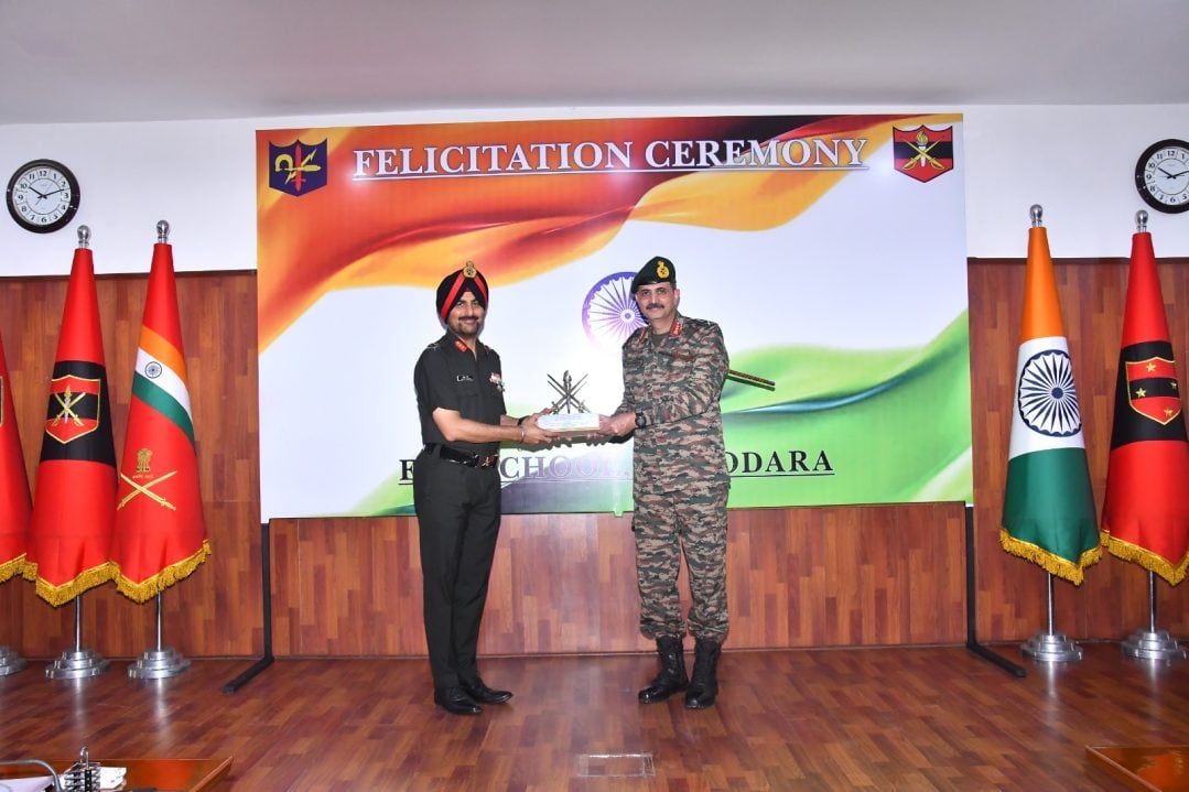 Lieutenant General Devendra Sharma Getting Memento
