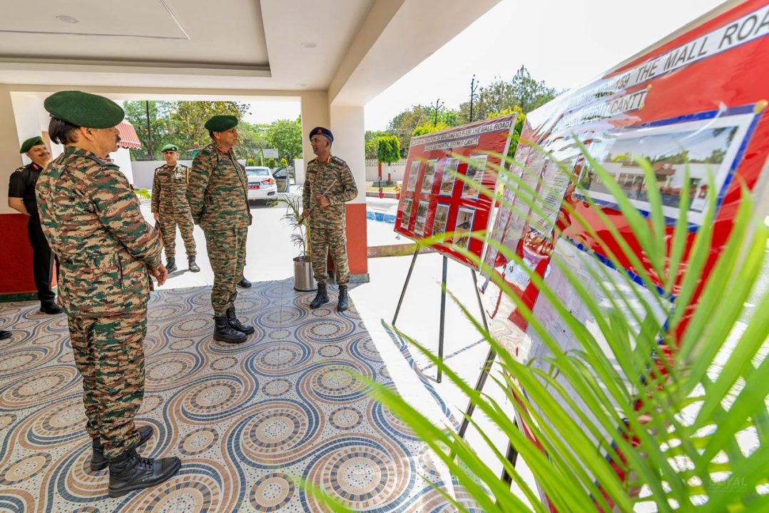 Lt Gen Anindya Sengupta Reviewing