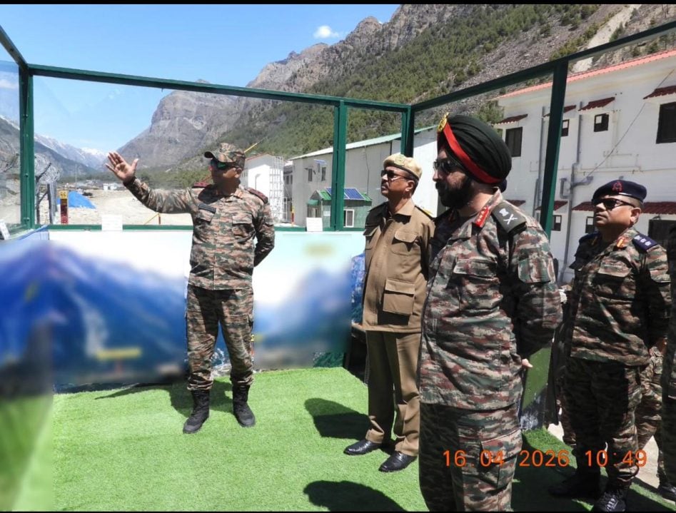 Lt Gen Harpal Singh Reviewing