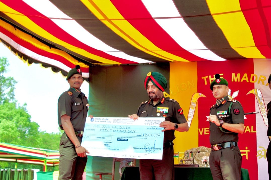 Lt Gen Manjinder Singh Giving Cheque