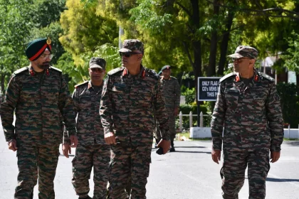 Lt Gen PK Mishra with Other Officers