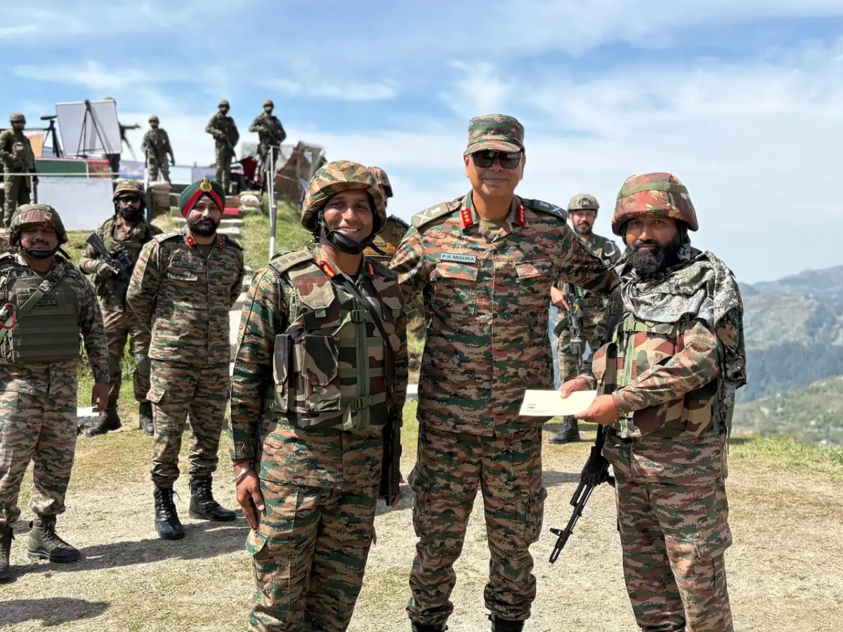 Lt Gen PK Mishra with Soldiers
