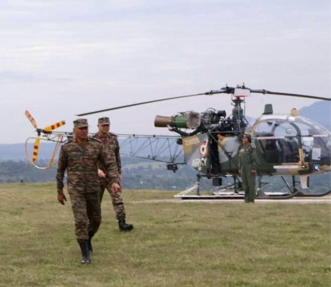 Lt Gen Sharma at Rampur Sector