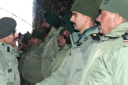 Lt Gen VMB Krishnan Shaking Hands