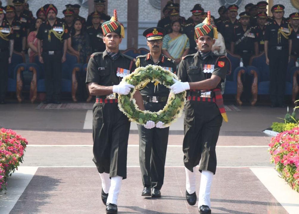 Lt Gen VMB Krishnan with Other Officers