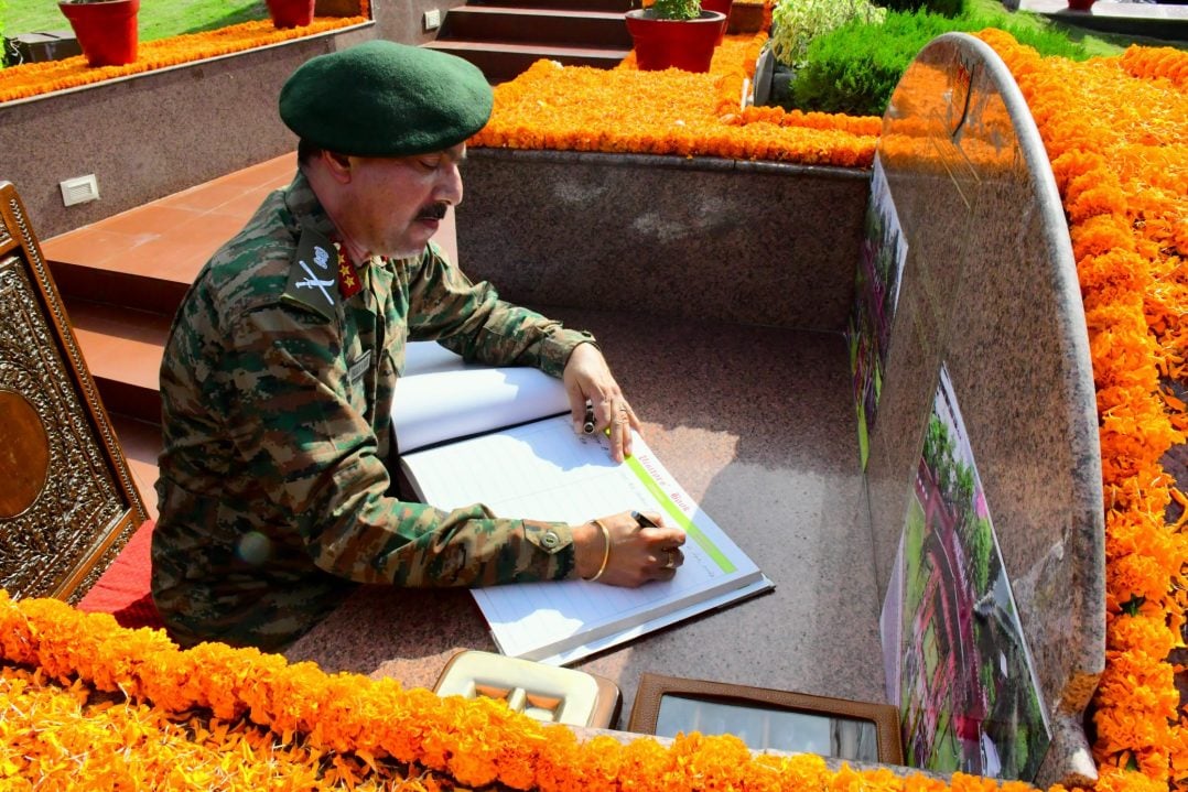 Lt Gen Vijay B Nair Signing