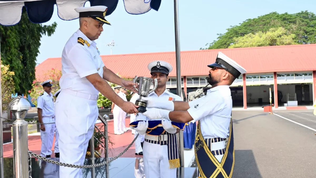 Officer Giving Award 7