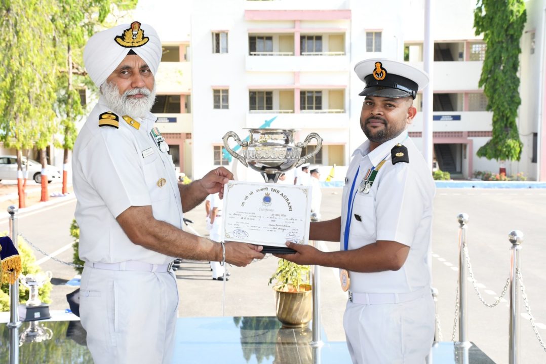 Officer Receiving Award