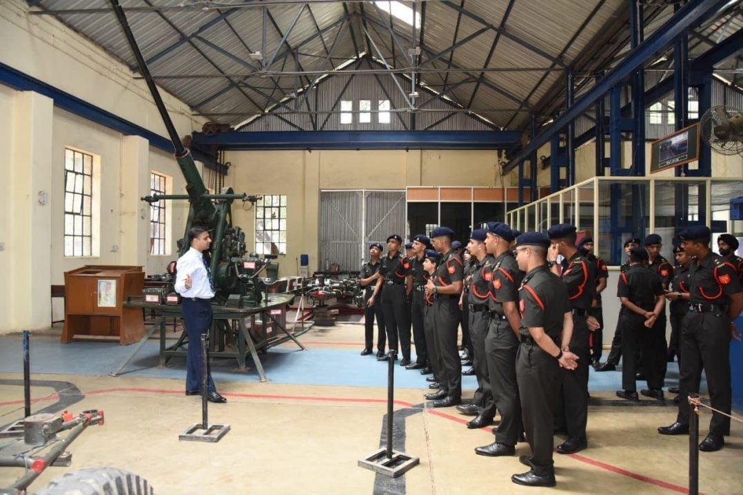 Officers Getting Instructions 1