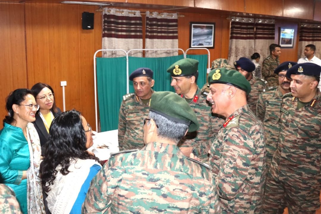 Officers Interacting 5