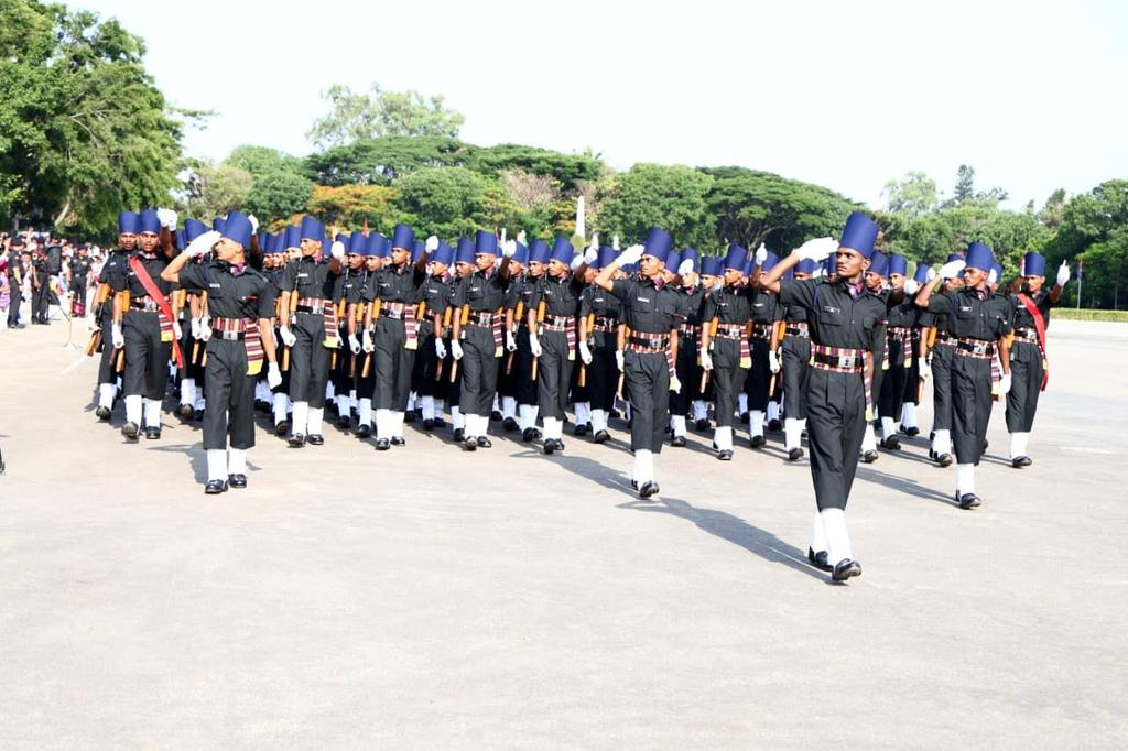 Agniveers Saluting