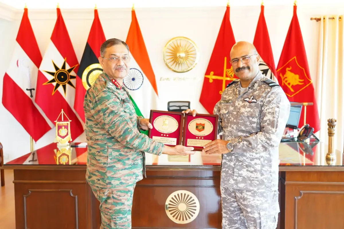 Air Marshal George Thomas and Lt Gen Pushpendra Singh
