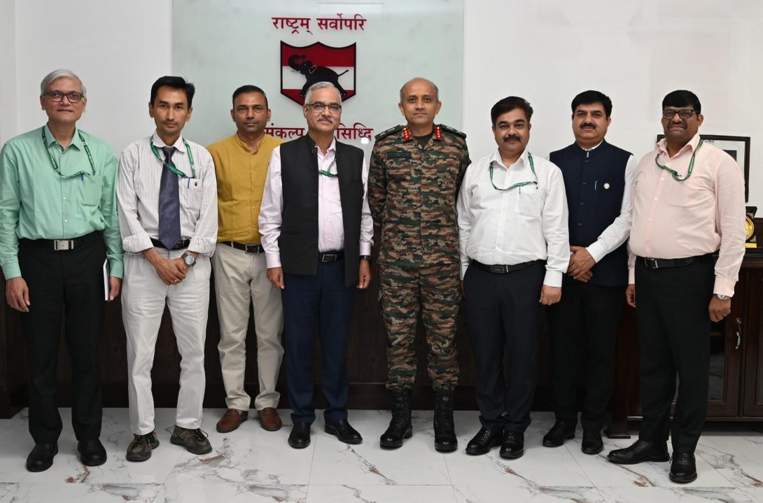 Group Photo of Officers 11