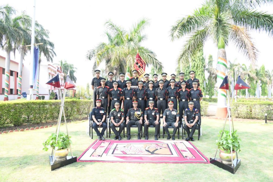 Group Photo of Officers 16