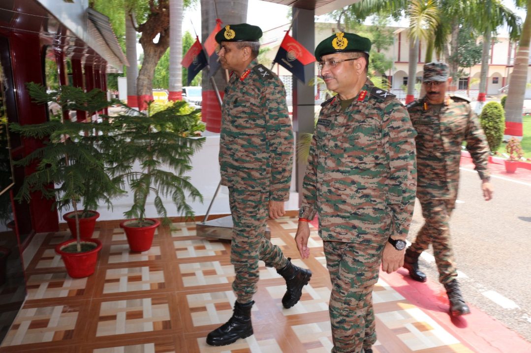 Lt Gen Anindya Sengupta with Other Officers