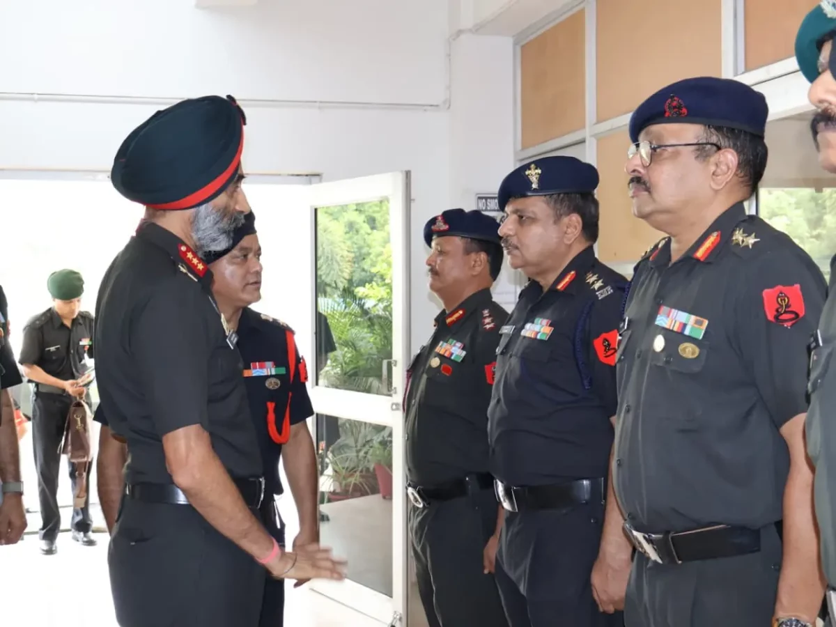 Lt Gen Harbinder Singh Interacting