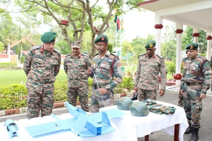 Lt Gen Kalia Reviewing