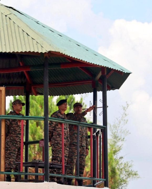 Lt Gen Kalia Reviewing