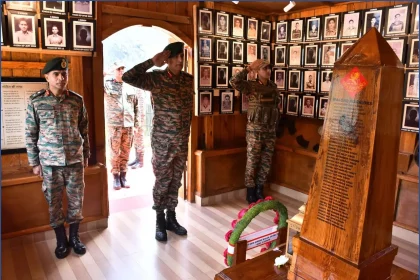 Lt Gen Kalia Saluting
