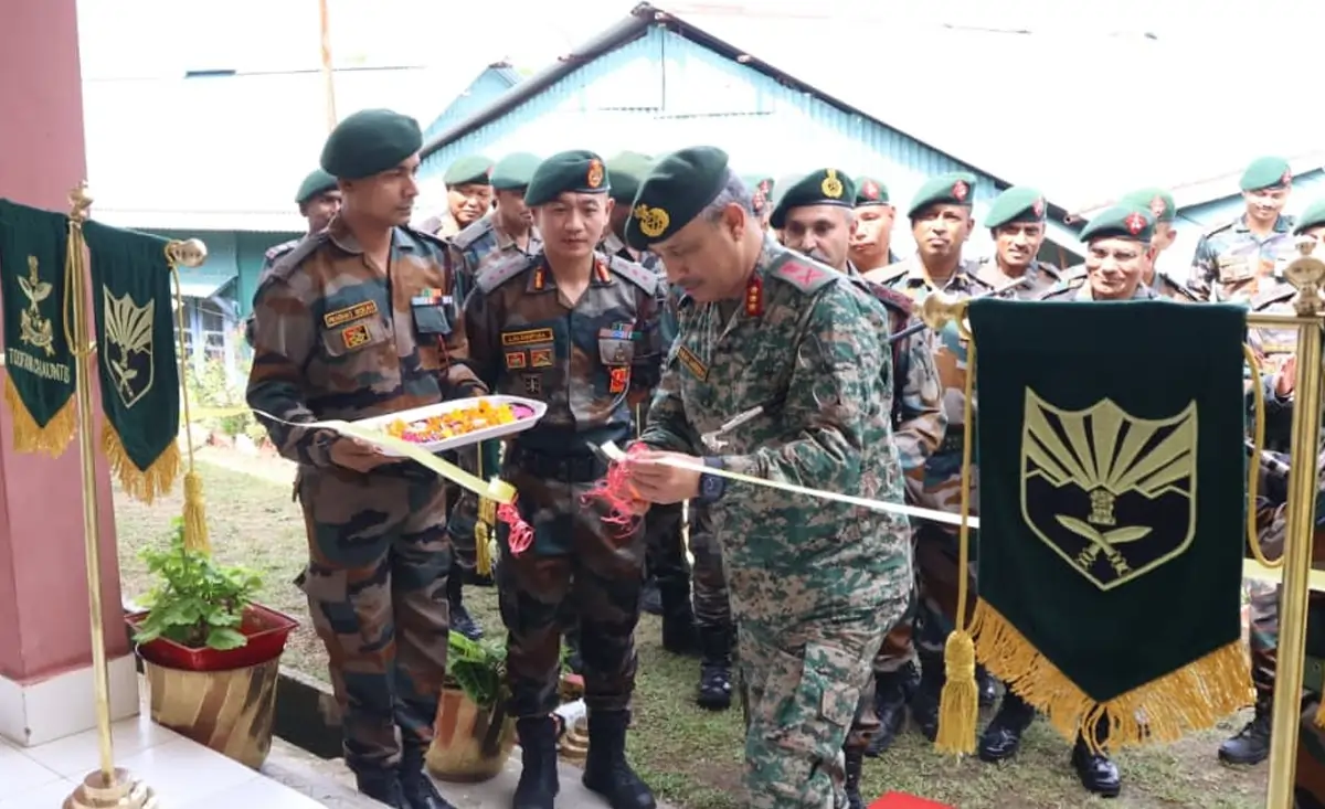 Lt Gen Lakhera Cutting Ribbon