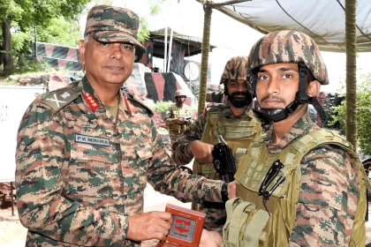 Lt Gen PK Mishra Commending
