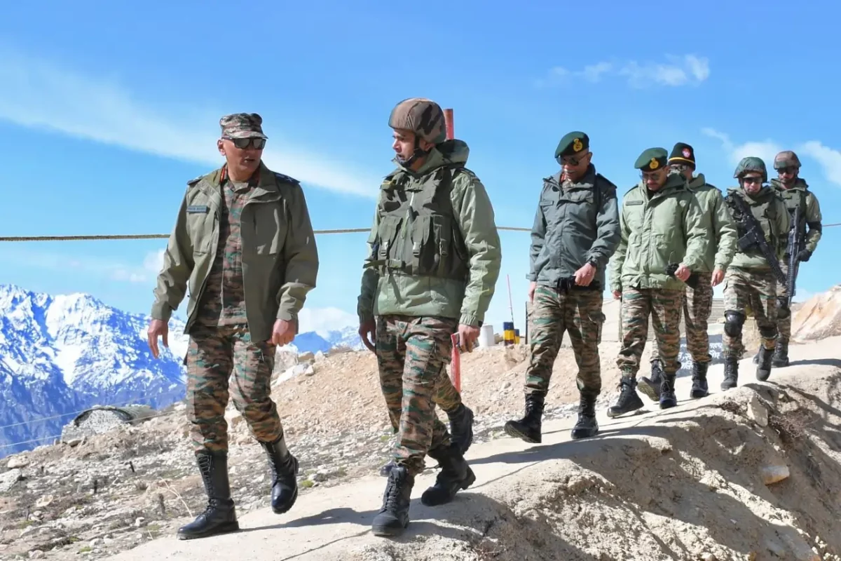 Lt Gen Pratik Sharma with Other Officers