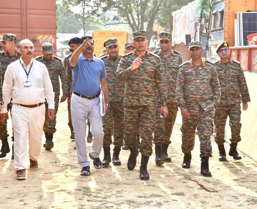 Lt Gen Pratik Sharma with Other Officers