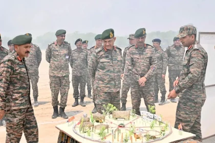 Lt Gen Pushpendra Singh Reviewing