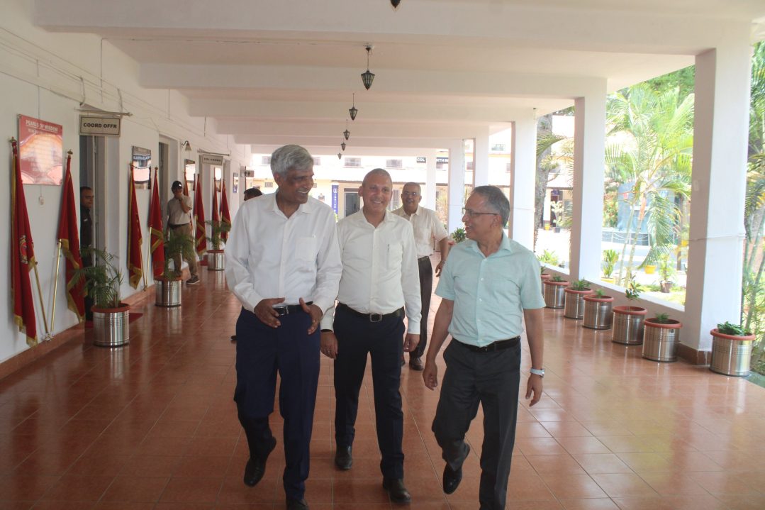 Lt Gen RS Sundaram with Other Officers