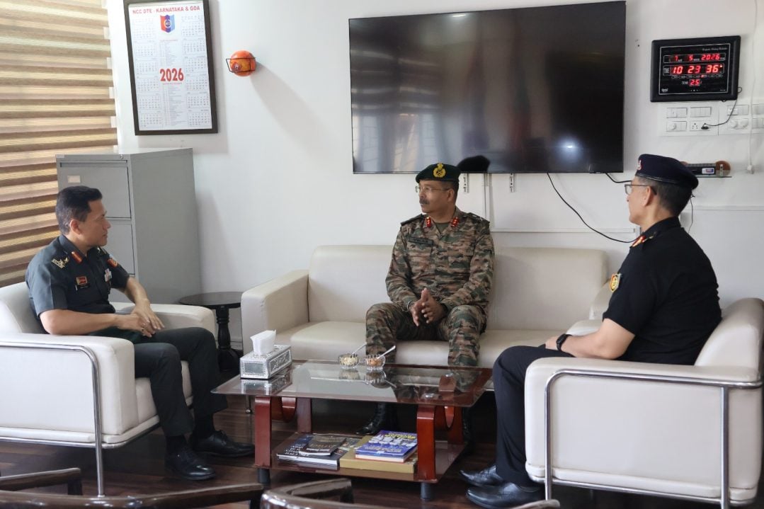 Maj Gen Vikas Bhardwaj Interacting