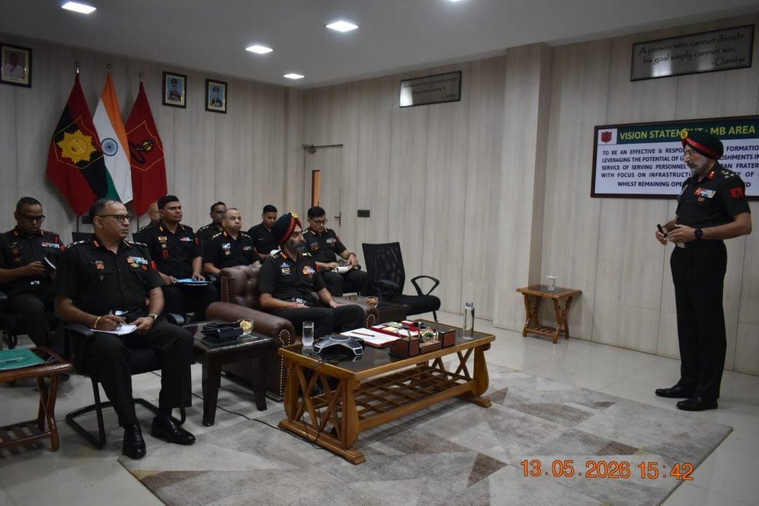 Officers Interacting 6