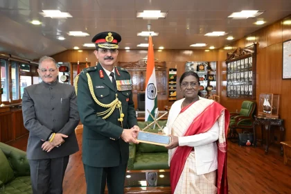 President Murmu with Lt Gen Devendra Sharma