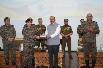 Shri Vinai Kumar Saxena and Officers