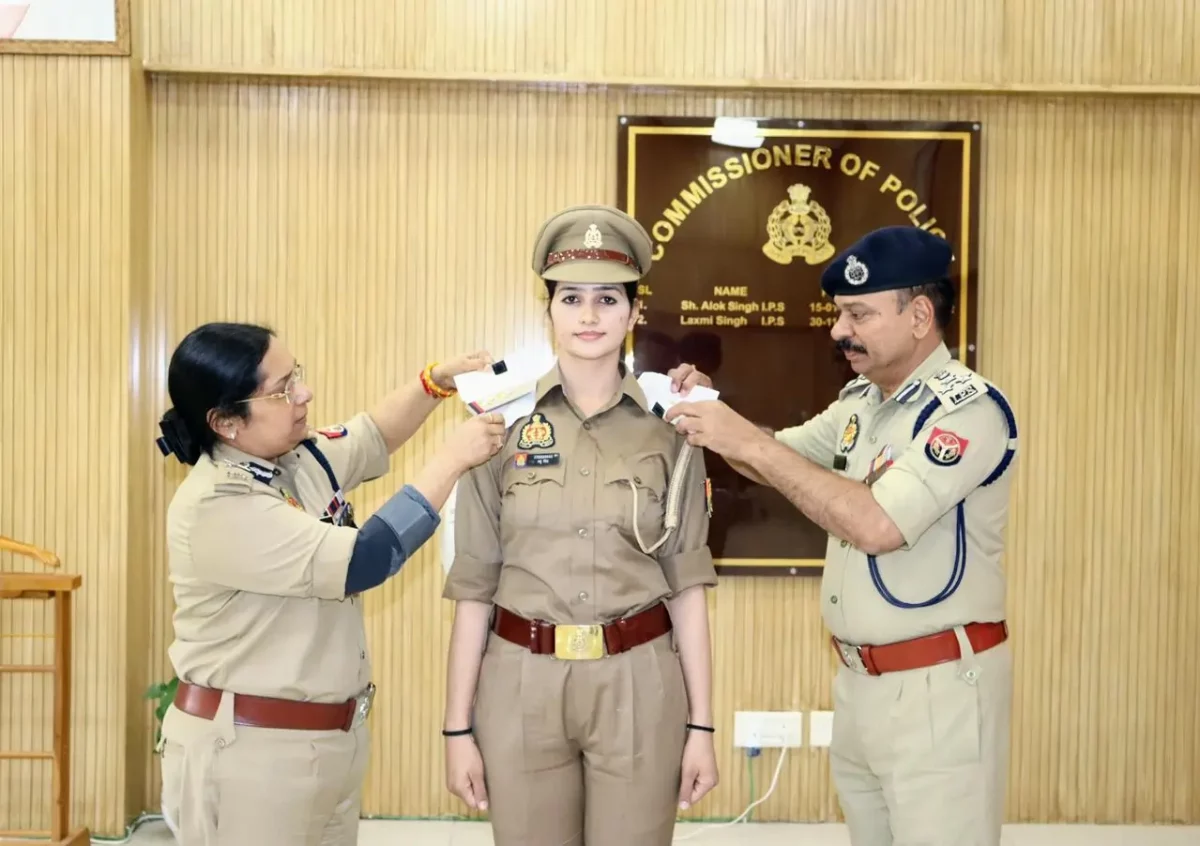 Sub Inspector Madhu Singh Being Commended