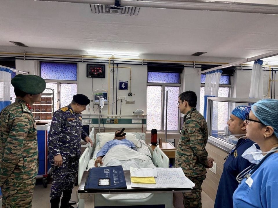 Surg VAdm Vivek Hande Interacting with Patient 1